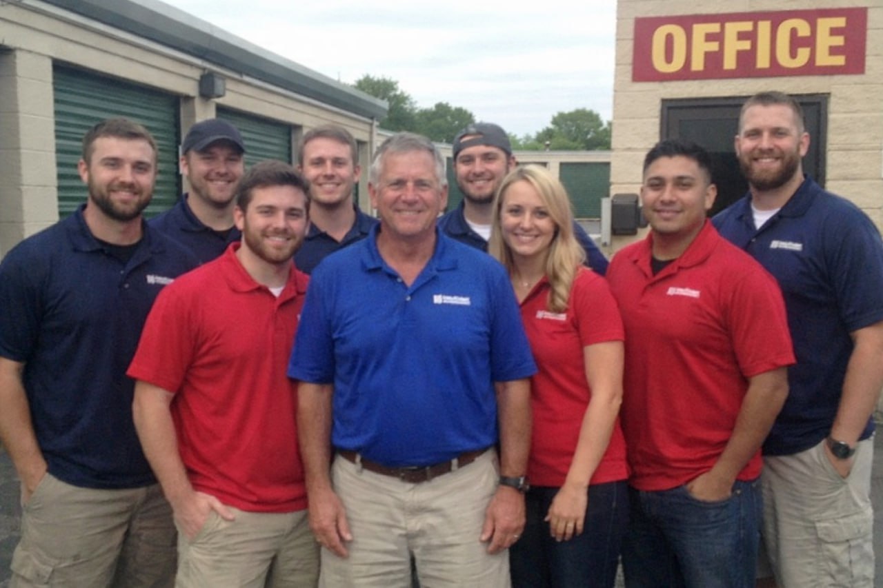 Water damage restoration professionals in Farmington Hills, MI